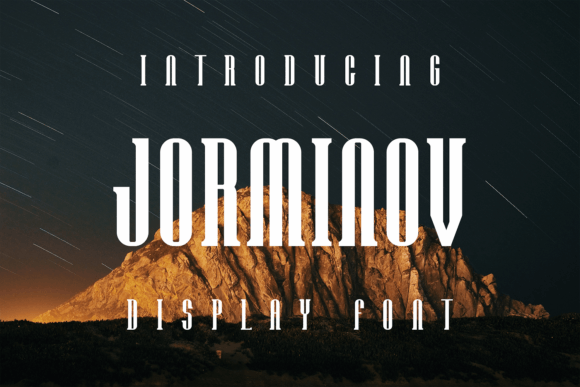 Jorminov: A Display Font That Cuts Through the Feed